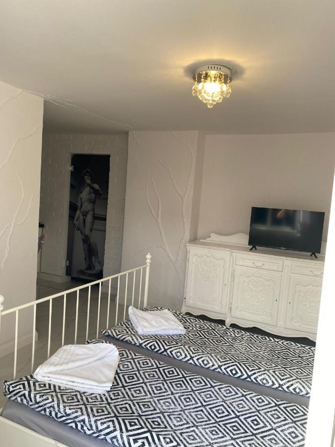 White Apartment Elblag Kültér fotó